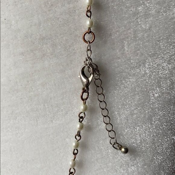 Faux pearl long charm and tassel necklace - Picture 8 of 9